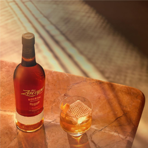 Rum Guatemalteco Invecchiato di Alta Qualità con Confezione Regalo