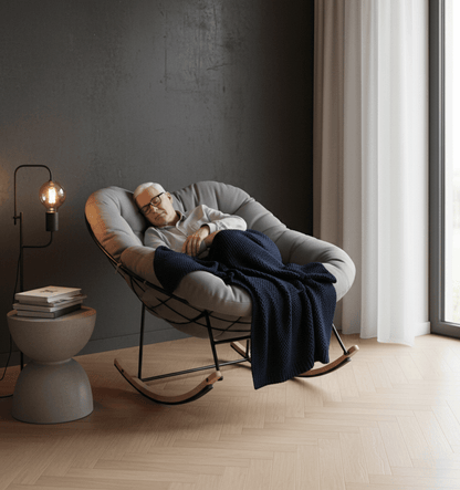 Elegante Poltrona a Dondolo Oversize