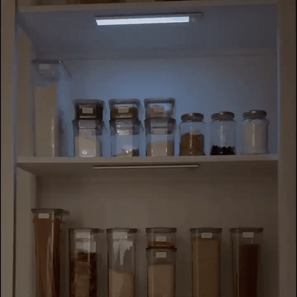GlowLine - Luce a basso consumo energetico che si accende solo quando serve